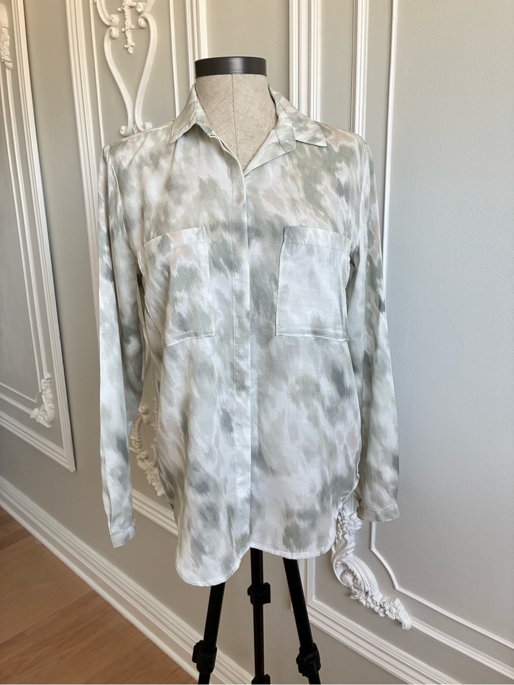 cloth‎ & stone Sage/blue and Cream Tie-Dye Button Shirt